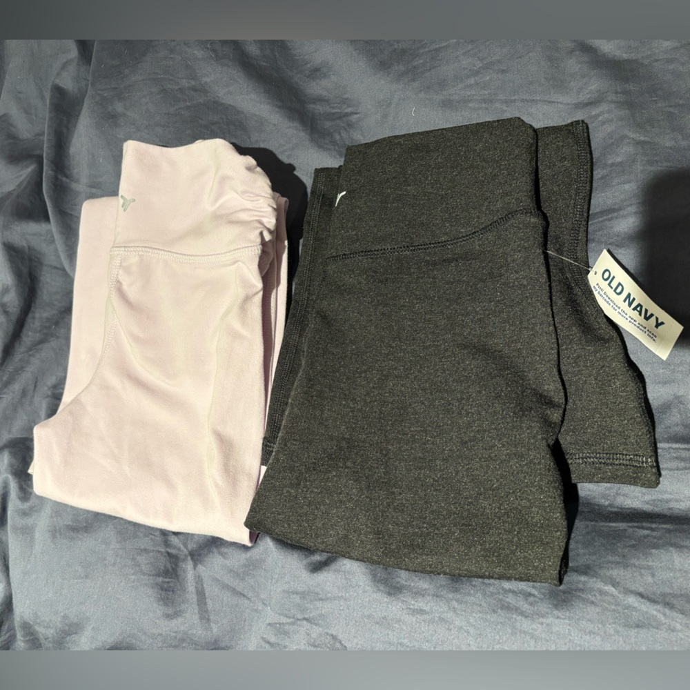 Two pair of Old Navy flared leggings for girls, size medium